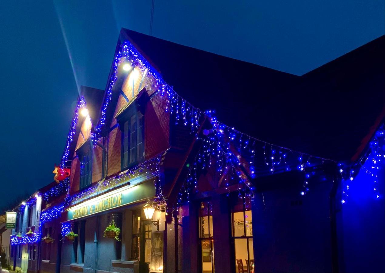 Hotel Crown & Anchor Woking Exterior foto